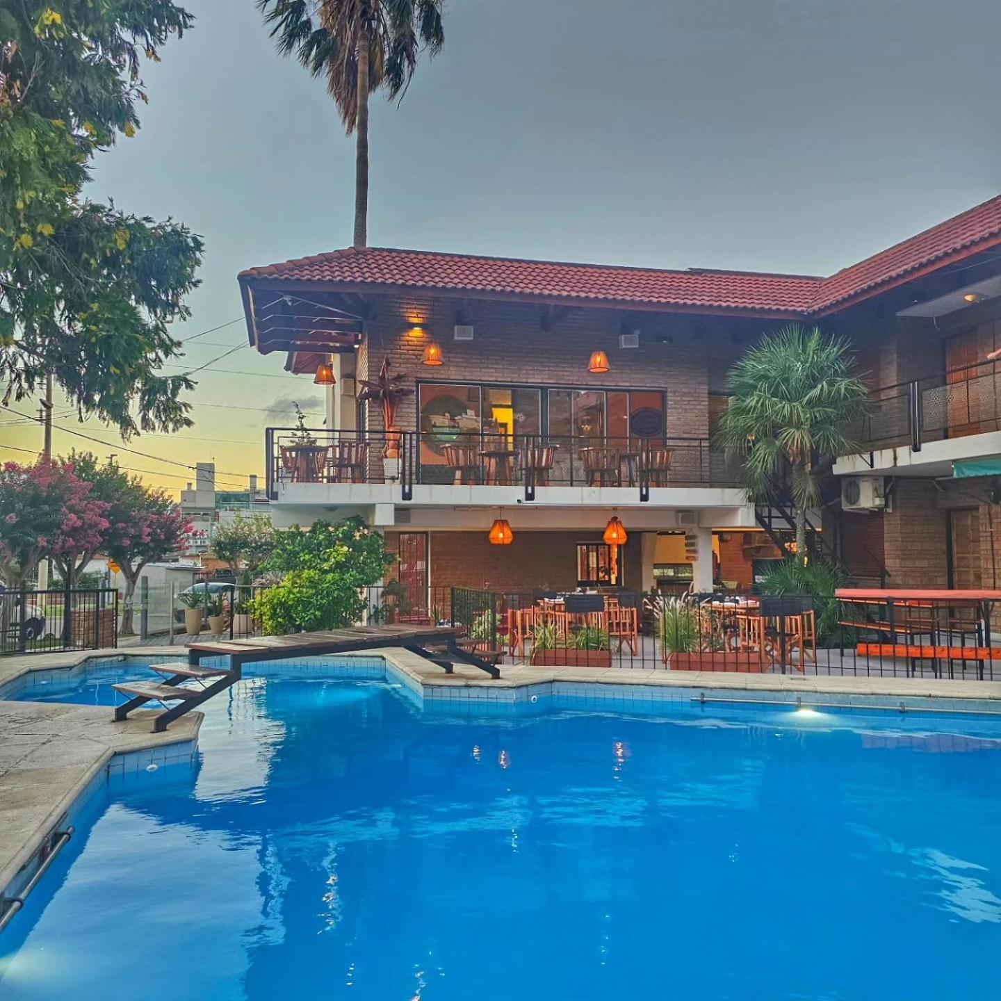Hotel Carlos Paz Вила Карлос Пас Екстериор снимка