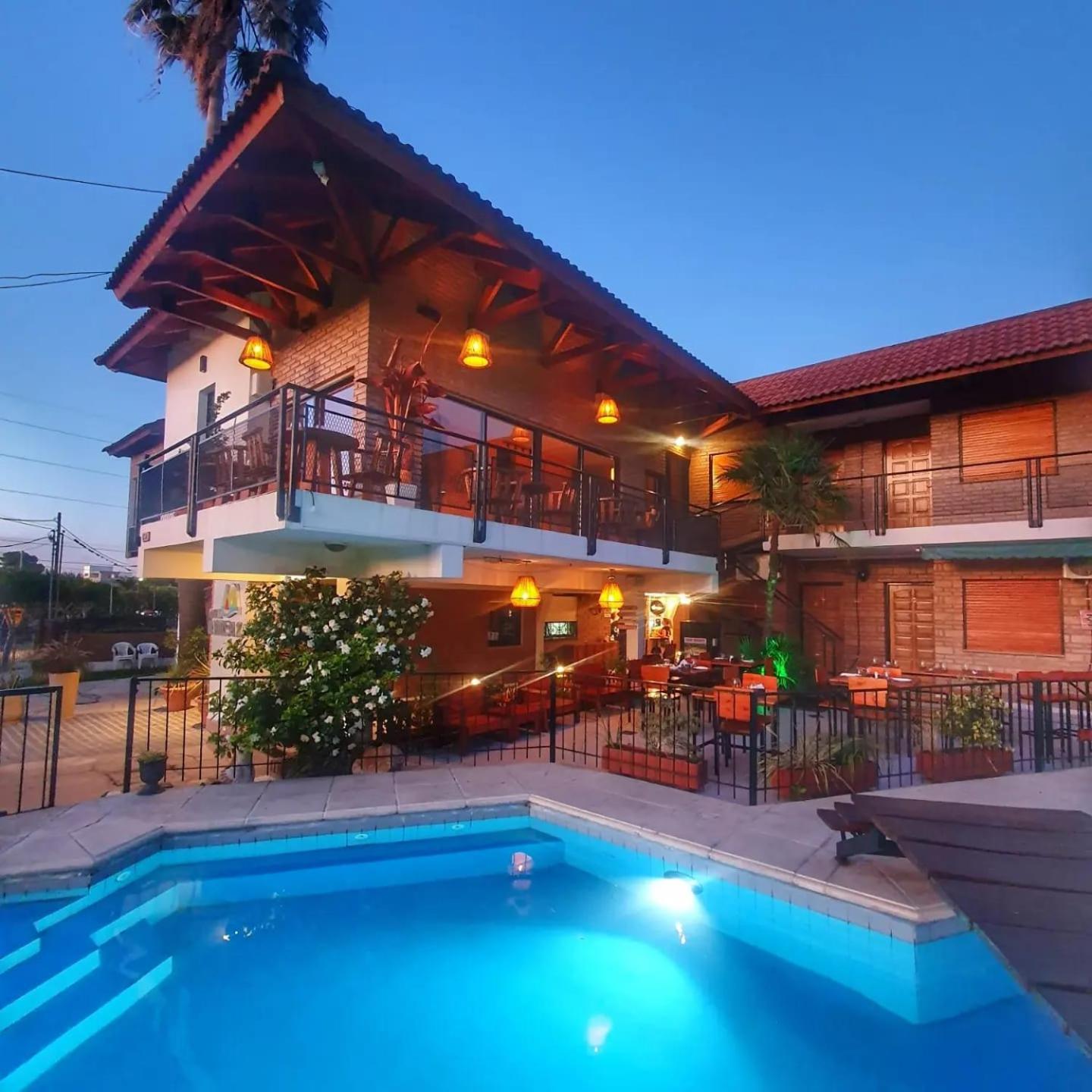 Hotel Carlos Paz Вила Карлос Пас Екстериор снимка