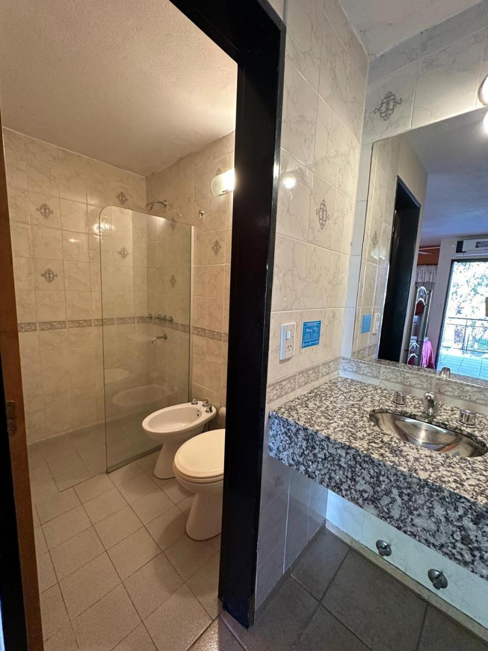 Hotel Carlos Paz Вила Карлос Пас Екстериор снимка