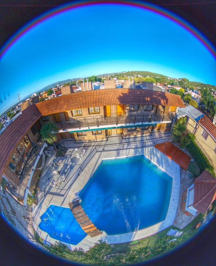 Hotel Carlos Paz Вила Карлос Пас Екстериор снимка