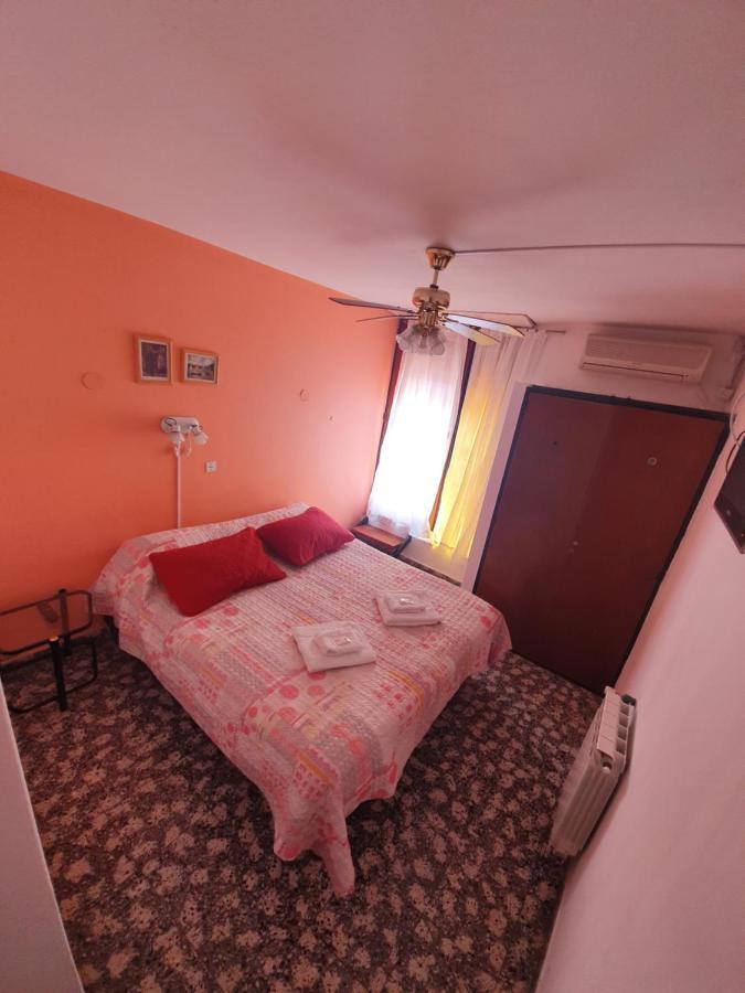 Hotel Carlos Paz Вила Карлос Пас Екстериор снимка